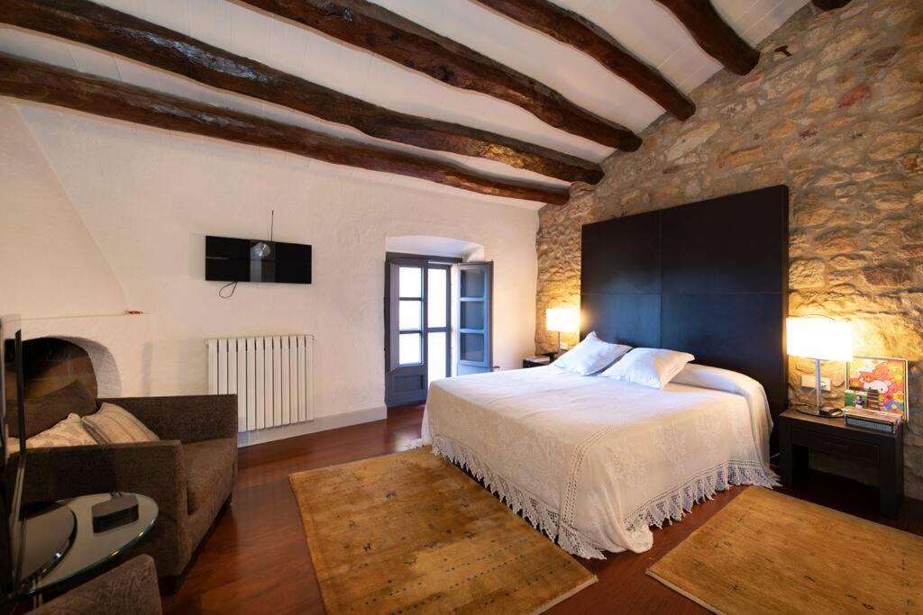 فيلا Casa Rufina, Exclusive & Charming Stone House In Costa Brava بالس المظهر الخارجي الصورة