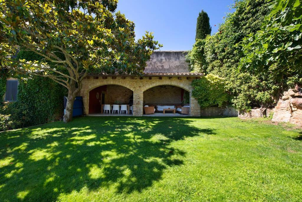 فيلا Casa Rufina, Exclusive & Charming Stone House In Costa Brava بالس المظهر الخارجي الصورة