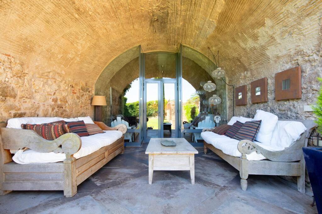 فيلا Casa Rufina, Exclusive & Charming Stone House In Costa Brava بالس المظهر الخارجي الصورة