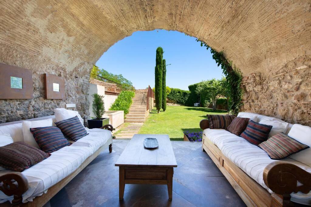 فيلا Casa Rufina, Exclusive & Charming Stone House In Costa Brava بالس المظهر الخارجي الصورة