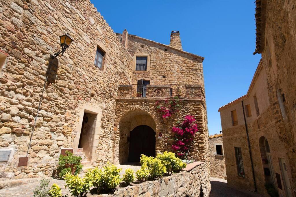 فيلا Casa Rufina, Exclusive & Charming Stone House In Costa Brava بالس المظهر الخارجي الصورة