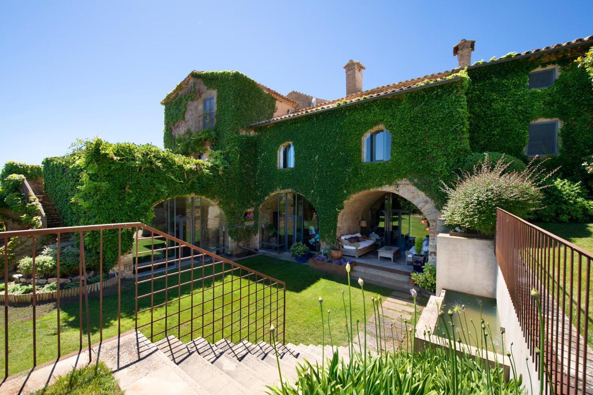 فيلا Casa Rufina, Exclusive & Charming Stone House In Costa Brava بالس المظهر الخارجي الصورة